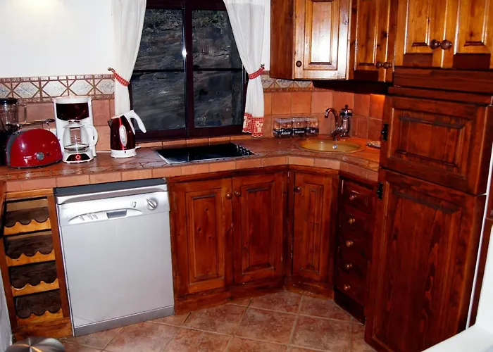 Castillo Bentley Schlafen In Einer Vulkanischen Hoehle By Interhome *