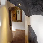 Castillo Bentley Schlafen In Einer Vulkanischen Hoehle By Interhome Ferienhaus *